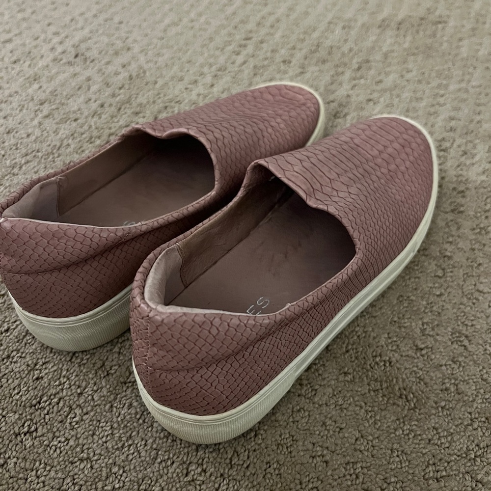 J/Slides